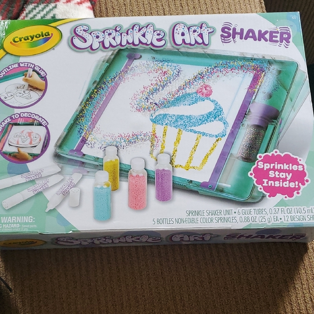 Crayola Sprinkle Art Shaker - Multicolor
